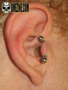 Vertical tragus piercing